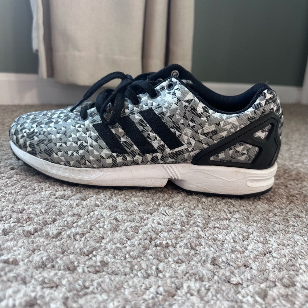 Adidas Men's Black and Gray Athletic Shoes